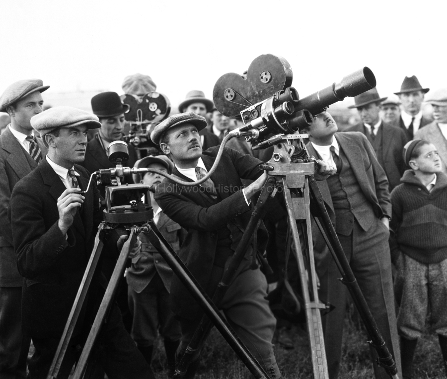 Irvin Willat 1925 silent film director The Air Mail.jpg